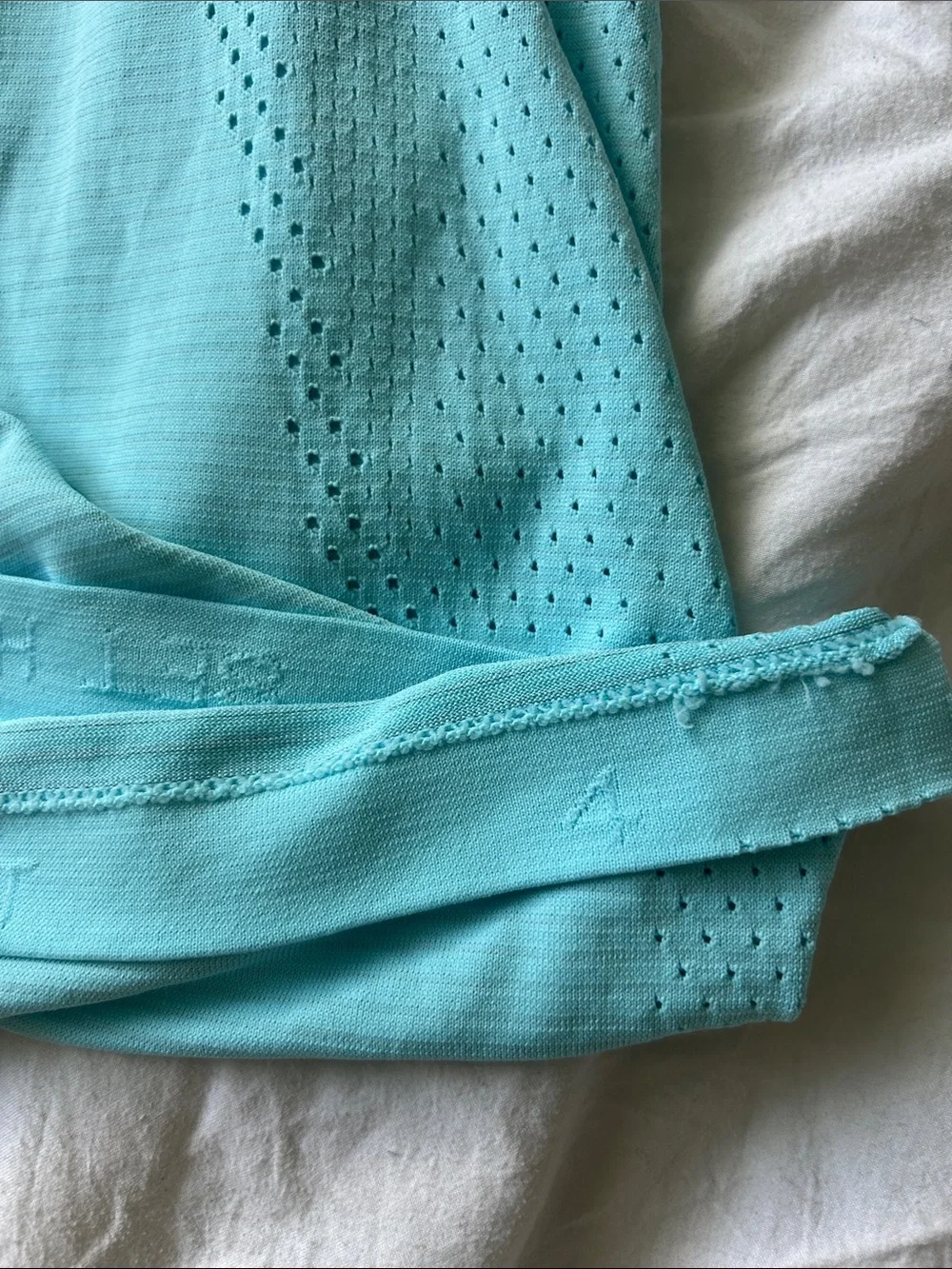 Lululemon Aqua Perforated Performance Tank